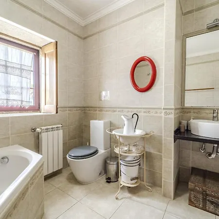 Casa Dos Avos By House And People Alvarães